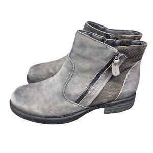 Earth Shoes Womens Size 9.5 Wide Jordan Gray Nubuck Side Zip Ankle Boots *Read*